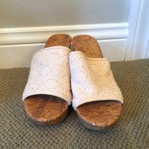 Womens Montego Bay Club- Cork Wedge Sandals With White Crochet Pattern- Size 9.5